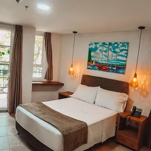https://hotel-casa-del-hidalgo.cali-hotels.com